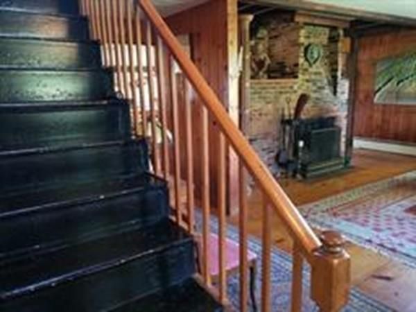 38 E Brookfield Rd, North Brookfield, MA 01535